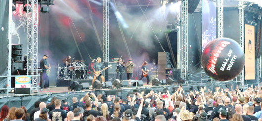 Hatebreed made fun with Ball of Death Hatebreed made fun with Ball of Death